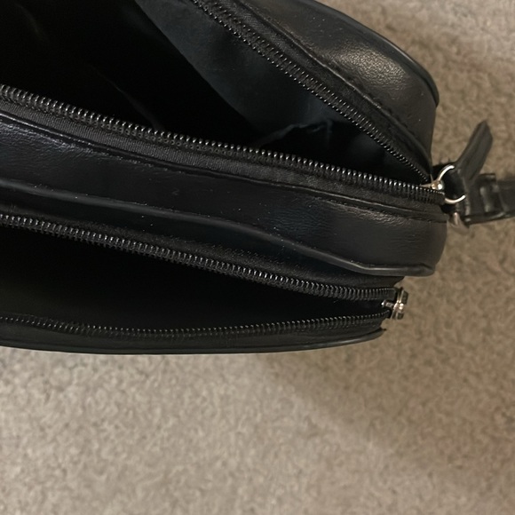 Crossbody Bag - Picture 3 of 5